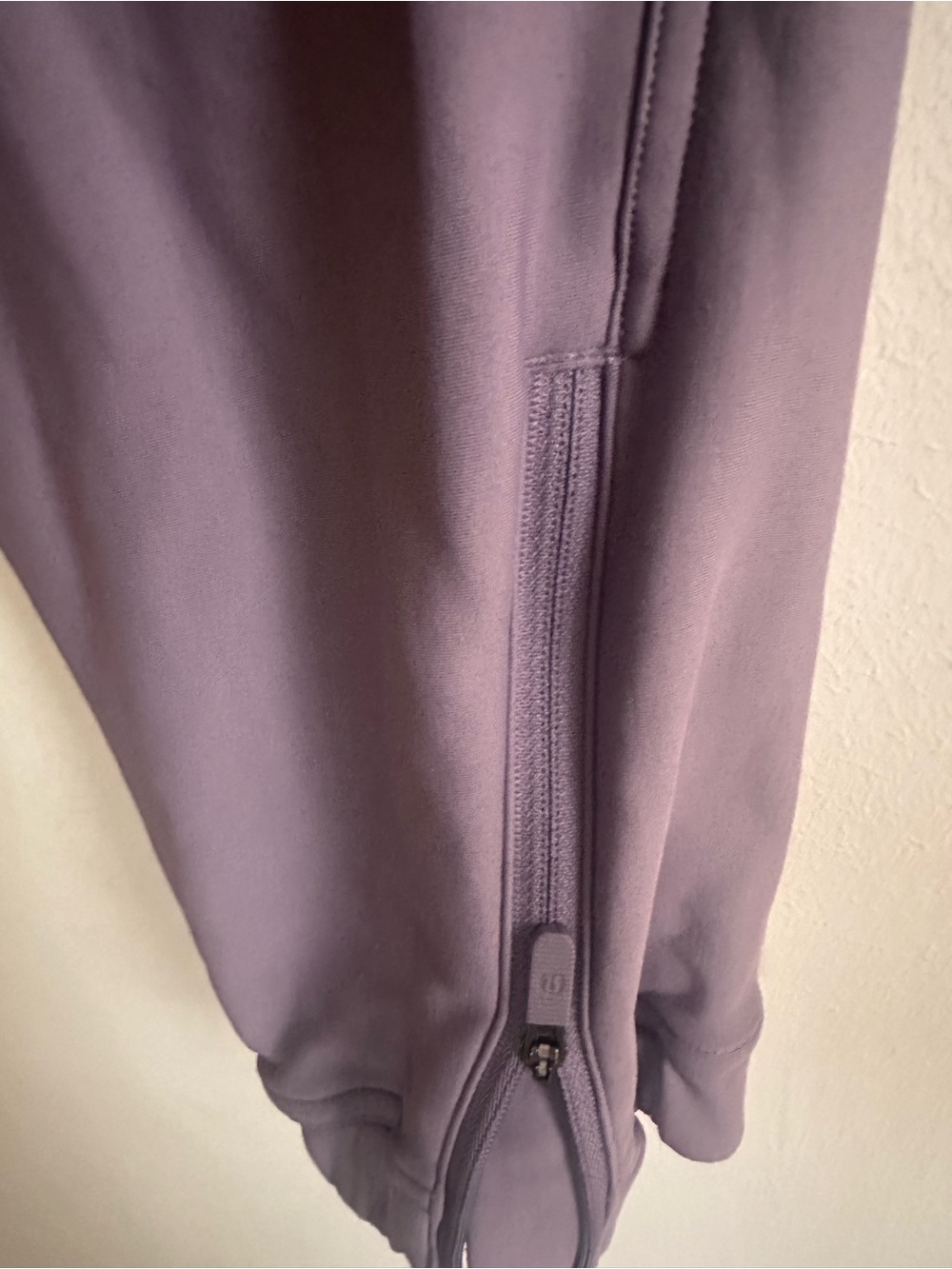 Lululemon Adapted State High Rise Jogger Size 8 Nightfall Purple Zip Cuff - Picture 4 of 5